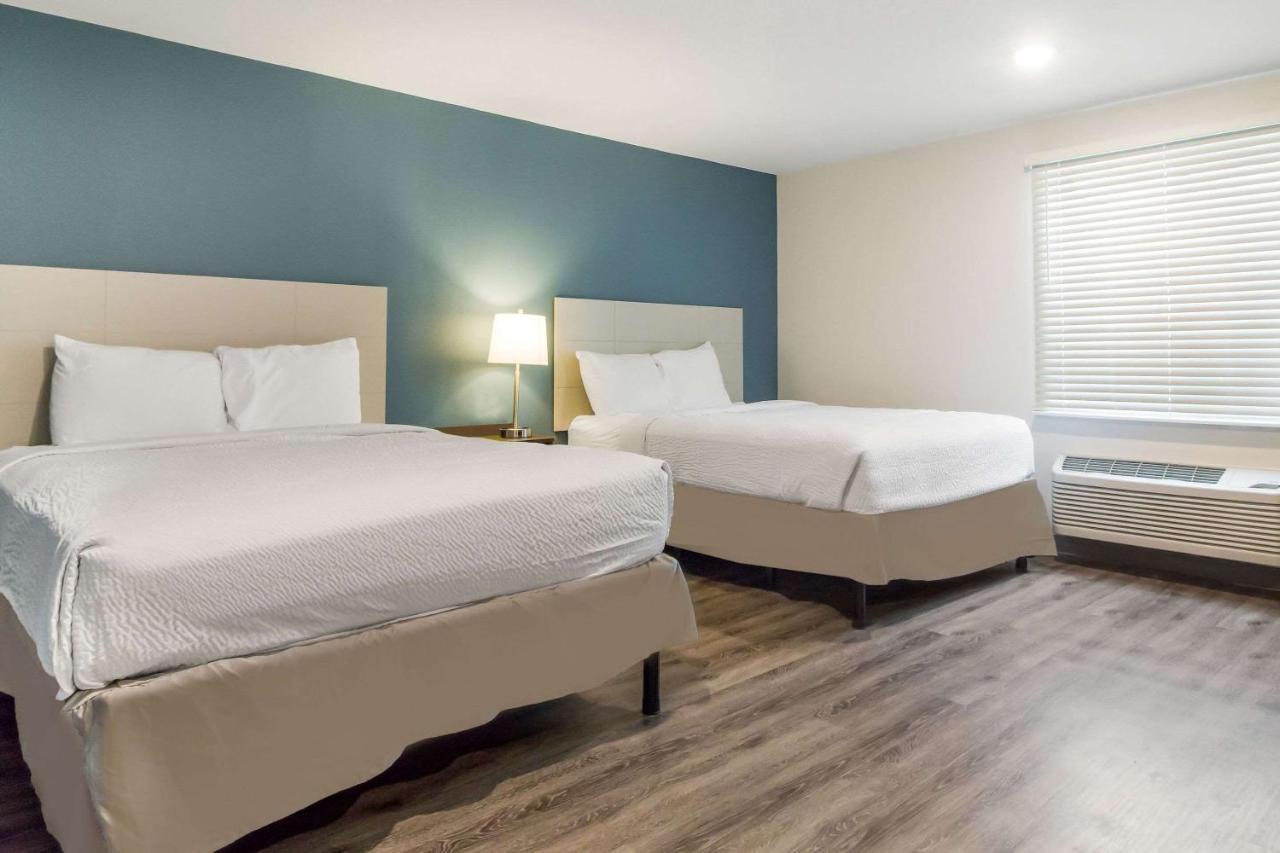 Woodspring Suites Lake Jackson Exterior photo