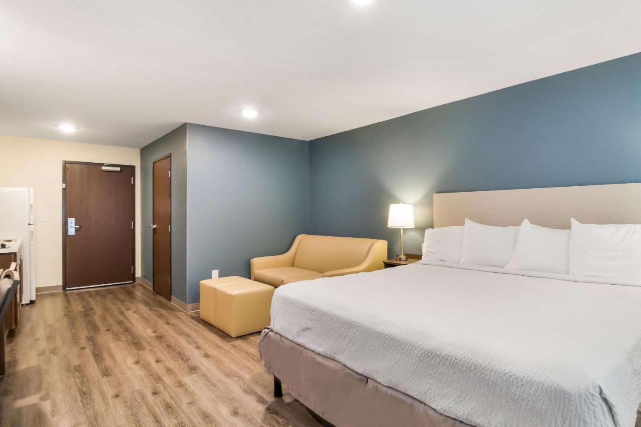 Woodspring Suites Lake Jackson Exterior photo